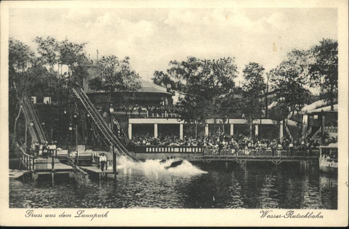 BERLIN  CITY Lunapark
Wasser-Rutschbahn