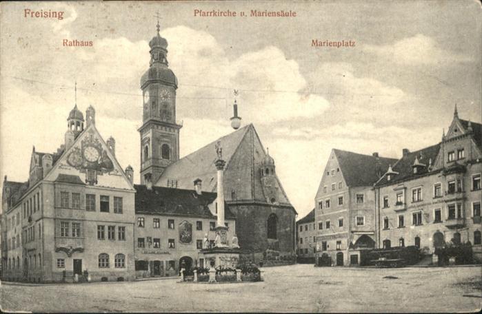 Freising Oberbayern Marienplatz Mariensäule Kirche Rathaus