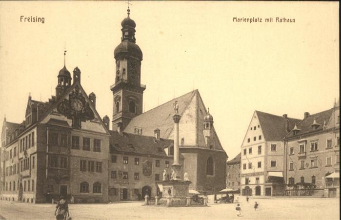 Freising Oberbayern Marienplatz Rathaus