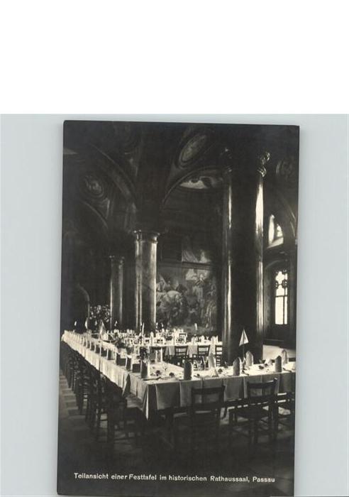 PAssAU Bayern Historisches Rathaussaal Festtafel