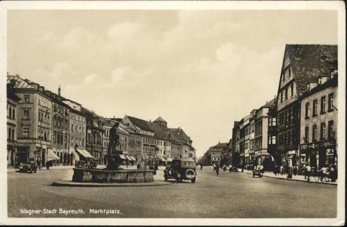 BAYREUTH Bayern Marktplatz  Brunnen