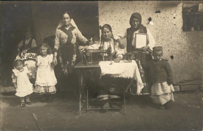 Handarbeit Nähen Nähmaschine Frauen Kinder