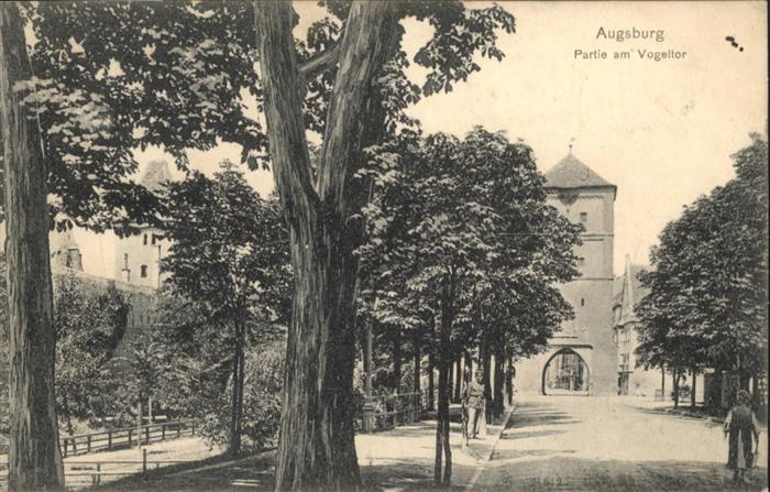 AUGSBURG CITY Vogeltor