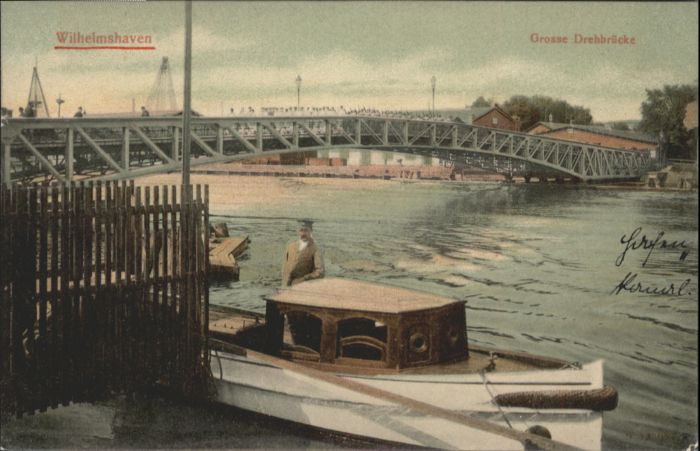 Wilhelmshaven CITY Grosse Drehbruecke Schiff