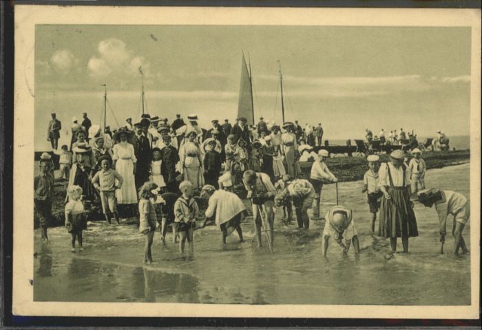 BORKUM Nordseebad Niedersachsen Krabbenfang