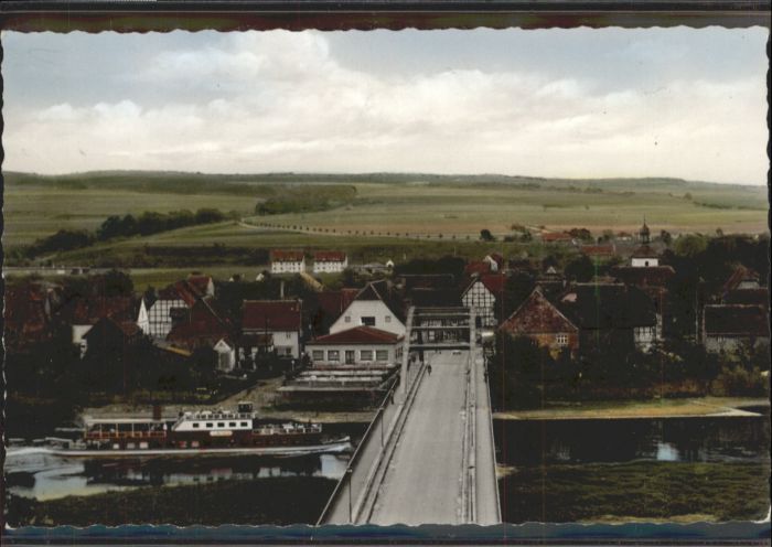 Lauenfoerde rücke Dampfer *