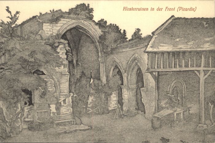 Picardie  Klosterruinen in der Front