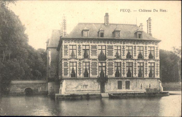 Pecq Chateau Biez