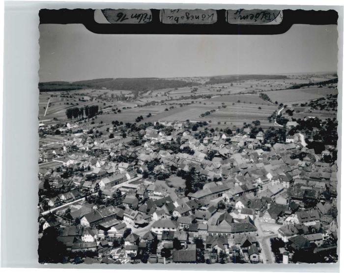 Koenigsbach Weinstrasse liegeraufnahme