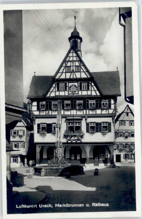Bad Urach Rathaus Marktbrunnen