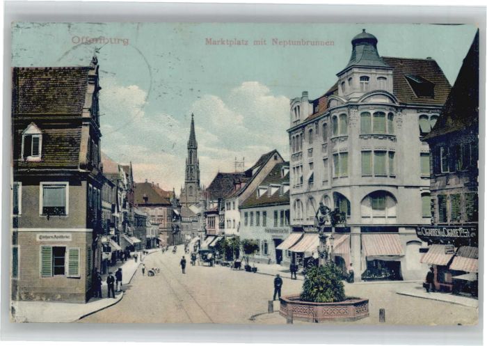 Offenburg Marktplatz Neptunbrunnen