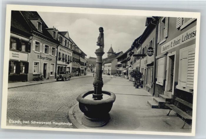 Elzach Hauptstrasse Brunnen