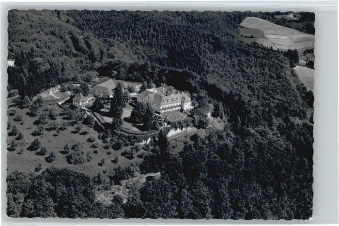 Schloss Buergeln liegeraufnahme