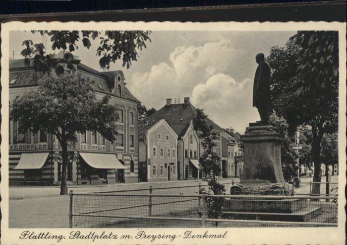 Plattling Isar Bayern Plattling Stadtplatz Preysing Denkmal