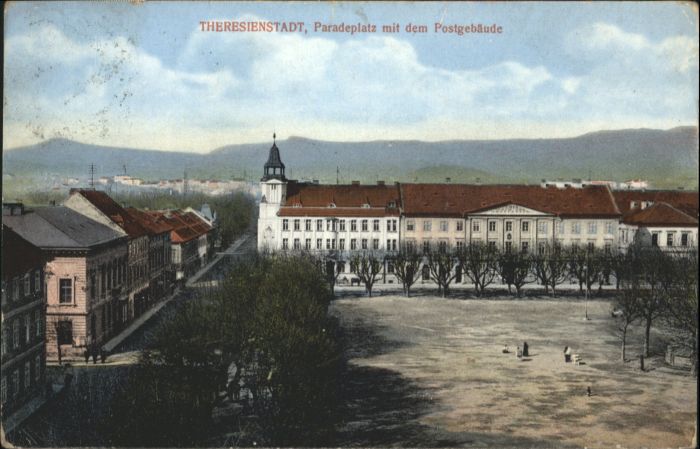Theresienstadt Paradeplatz Postgebäude