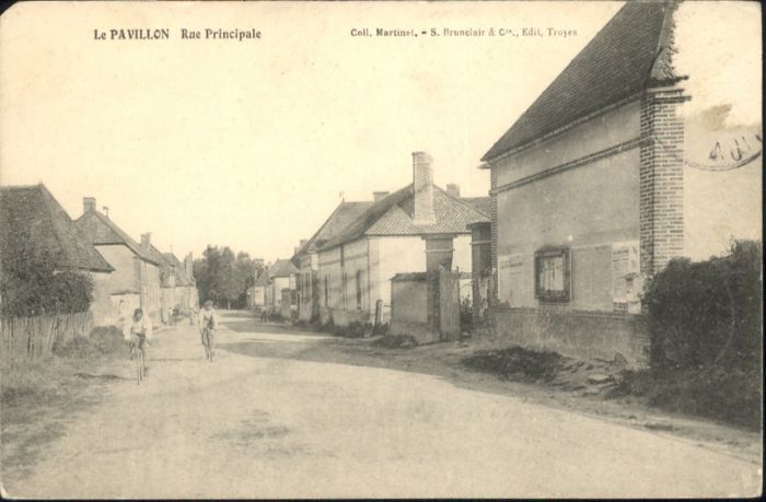 Le Pavillon Rue Principale