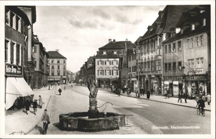 BAYREUTH Bayern Maximilianstrasse Brunnen