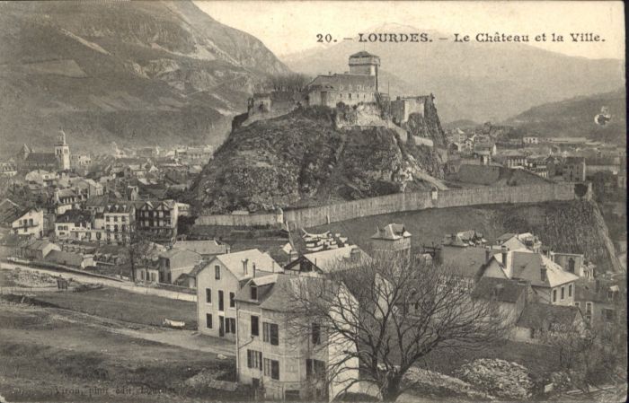 Lourdes Hautes Pyrenees Lourdes Chateau Ville