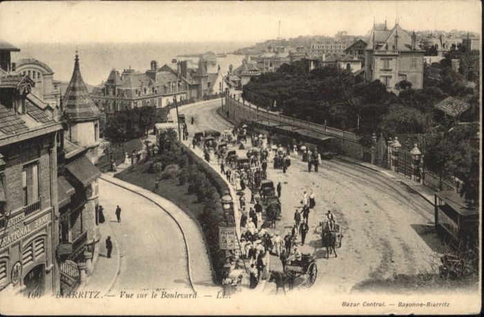 Biarritz Pyrenees Atlantiques Biarritz Vue Boulevard Kutsche