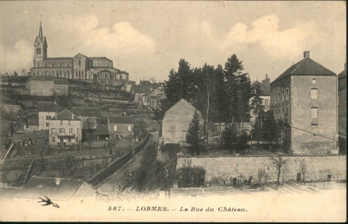 Lormes Rue Chateau