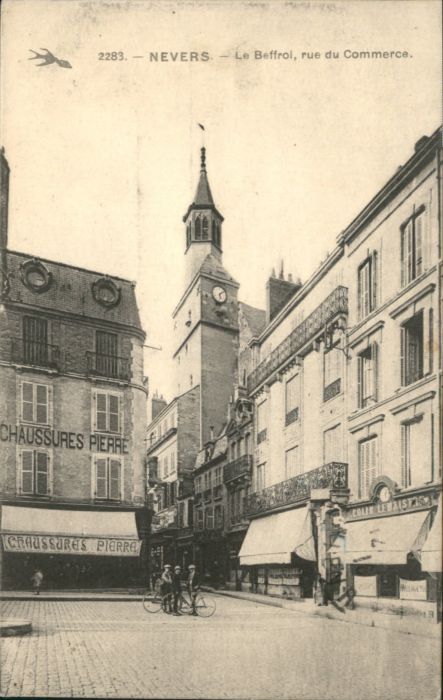 Nevers 58 Nevers Beffroi Commerce