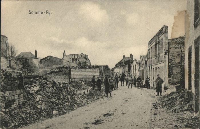 Sommepy-Tahure Zerstörung Soldat