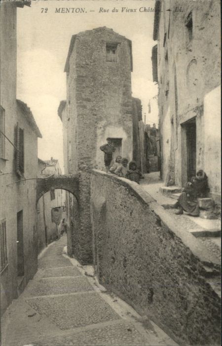 Menton Alpes Maritimes Menton Rue Vieux Chateau