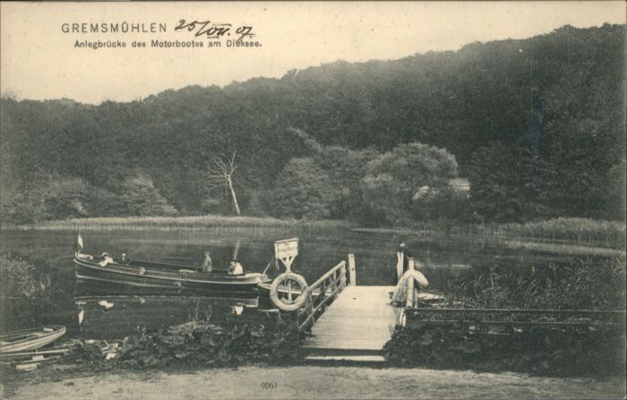 Malente-Gremsmuehlen nlegebrücke Motorboot Dieksee *