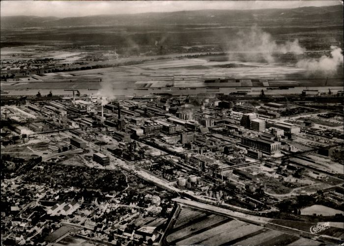 Ludwigshafen Rhein Fliegeraufnahme