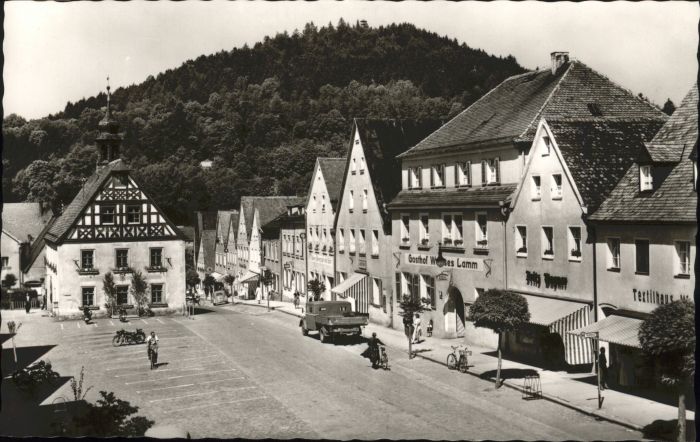 Pegnitz Marktplatz Fraenkische Schweiz Gasthof Weisses Lamm