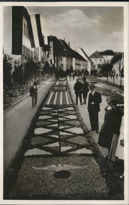 Huefingen Schwarzwald-Baar-Kreis BW lumenteppich Fronleichnam