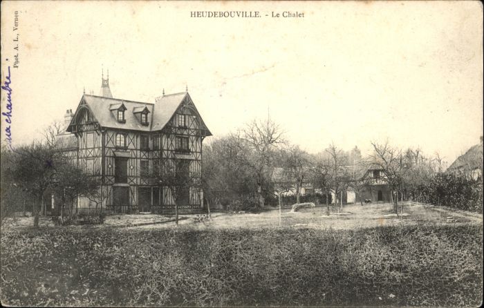 Heudebouville Chalet
