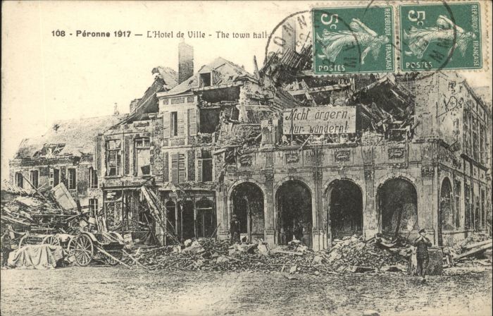 Peronne 80 Somme Peronne Hotel Ville town Hall