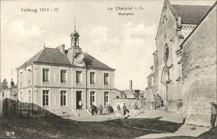 Le Chatelet-sur-Retourne Le_Chatelet Marktplatz