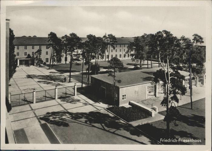 Charlottenburg Reichsakademie Charlottenburg 9