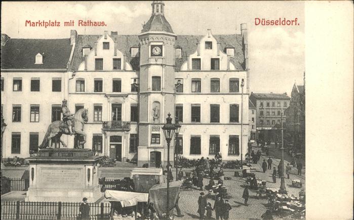 Duesseldorf Marktplatz Rathaus