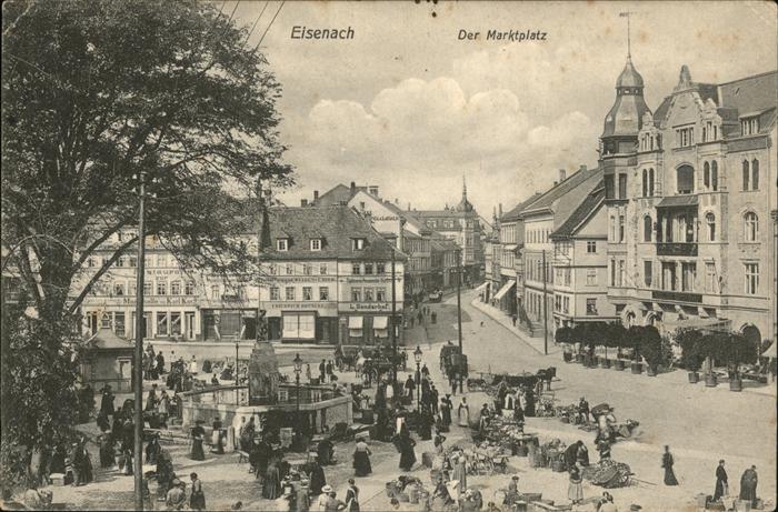 Eisenach Thueringen Marktplatz Brunnen