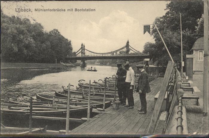Luebeck Mühlentorbrücke
Bootstation