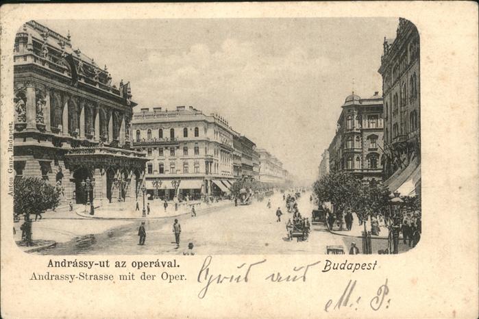 Budapest Andrássy-ut az operával