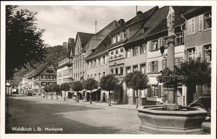 Waldkirch Breisgau Marktplatz Brunnen