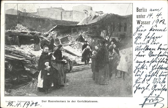 Berlin unter Wasser Hauseinsturz