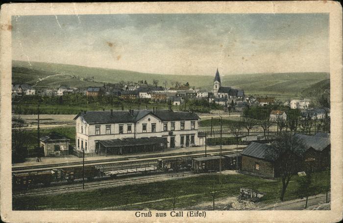 Kall Ortsansicht mit Bahnhof