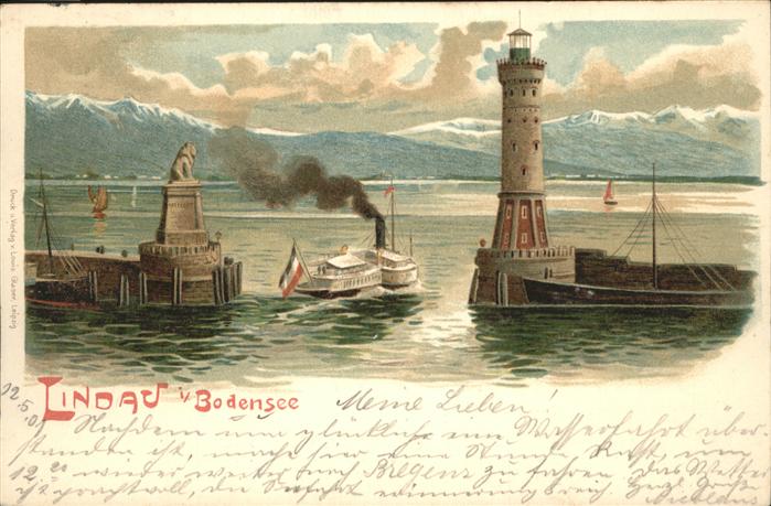 Lindau Bodensee Hafeneinfahrt Schiff Leuchtturm Bayrischer Loewe Alpenblick