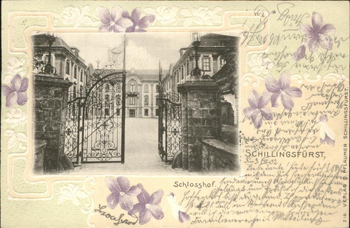 Schillingsfuerst Schlosshof Blumen