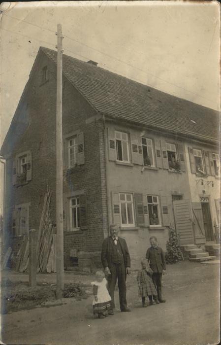 Kirchheim Neckar Bahnhof Familie