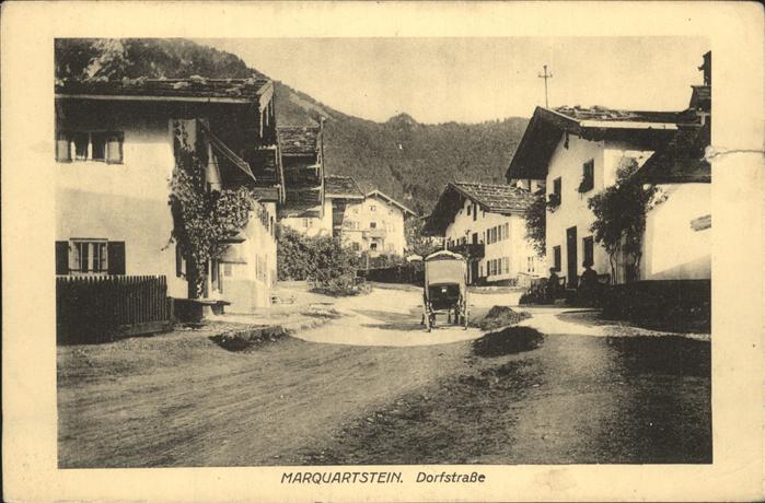 Marquartstein Dorfstrasse Pferdekutsche
