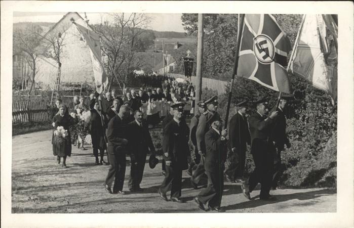 Tegernbach Pfaffenhofen Umzug Fahne