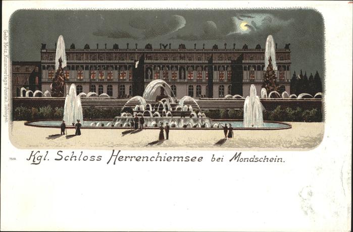 Chiemsee Bayern Schloss Herrenchiemsee bei Mondschein Brunnen