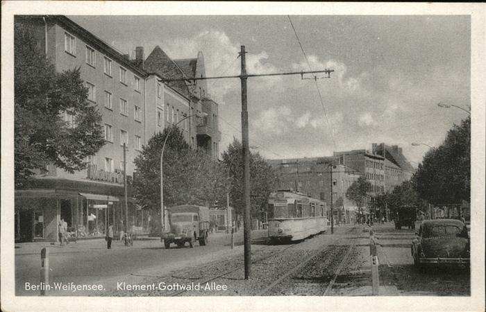 Weissensee Berlin Klement-Gottwald-Allee Strassenbahn Aut