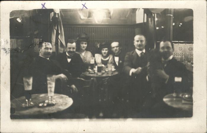 Duesseldorf Gaststätte Gruppenbild